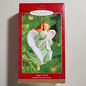 Hallmark Angel of Faith 2001 keepsake ornament